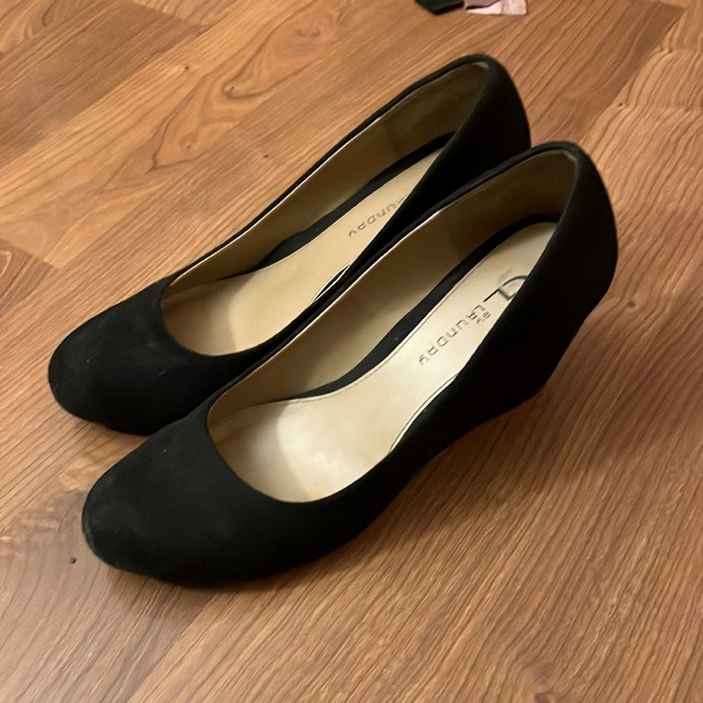CL by Launday black wedge heels